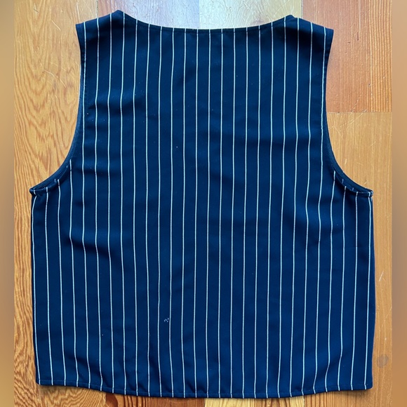 Aritzia BABATON pinstripe tank - Picture 3 of 3